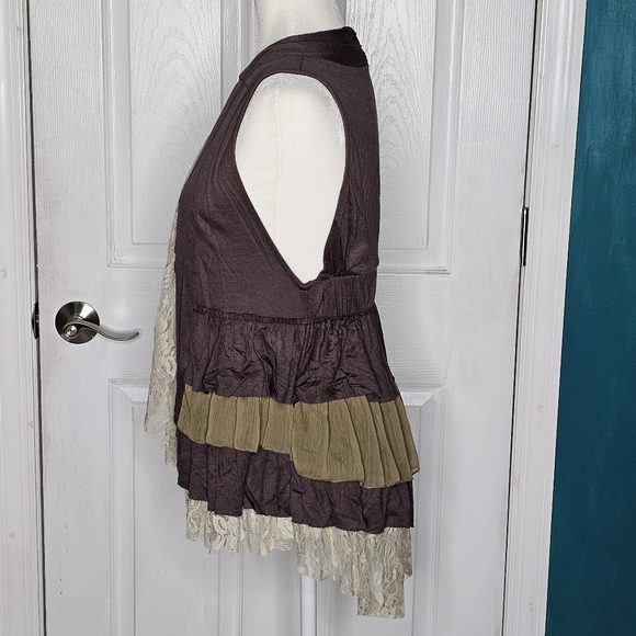 Buckle Brand Vest Brown Pink Lace Ruffles Medium - Picture 7 of 14